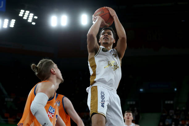 丢球的正常 丢球的正常